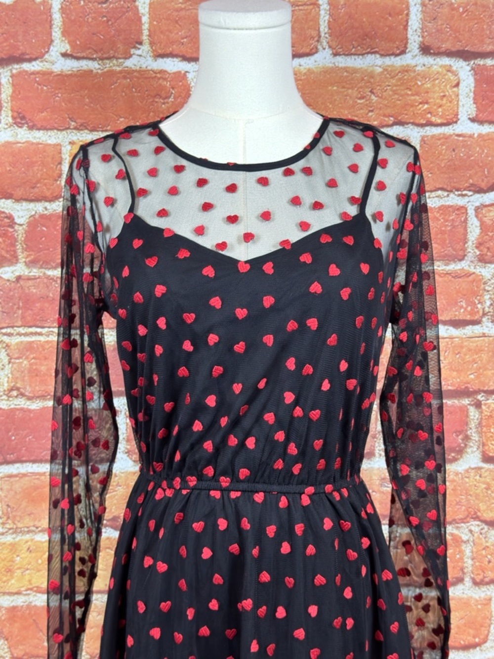 Modcloth Black Dress‎ with Red Heart Pattern Size Small - Picture 2 of 15